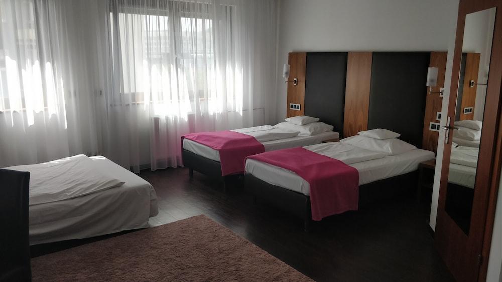 Hotel Stuttgart 21 Екстер'єр фото